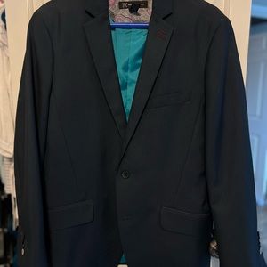 Mens Navy pinstripe Suit -size M, pants 32x28